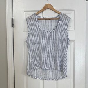 Athleta Black and White Striped Tank Top Size Large Like new